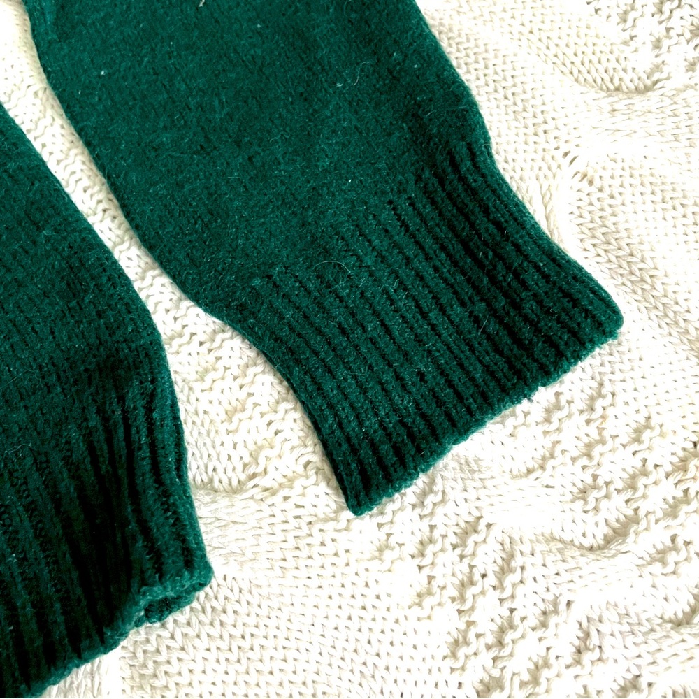 Women’s Mixed Wool Sweater. - Picture 3 of 3